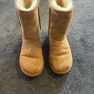 UGG Women's Chestnut Shearling-Lined Suede Boots